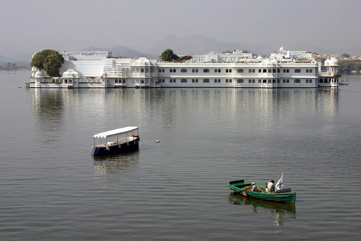 Lake Palace on Lake Pichola in Udaipur